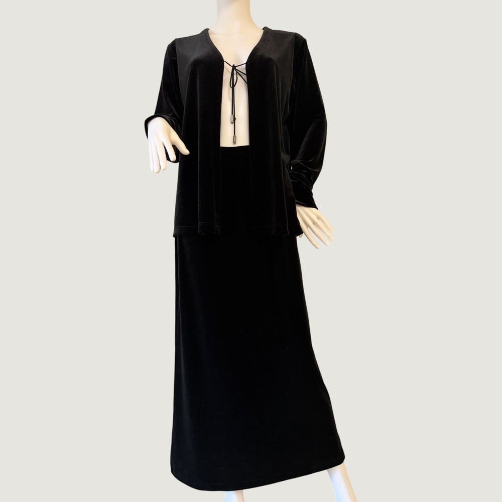 Chico's Black Velvet Stretch 2 Piece Set cardigan Skirt Tie Cord Accent Chico 2